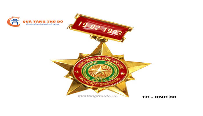 Kỷ niệm chương cài áo - Huân chương chiến sĩ, kỷ niệm chương quân đội
